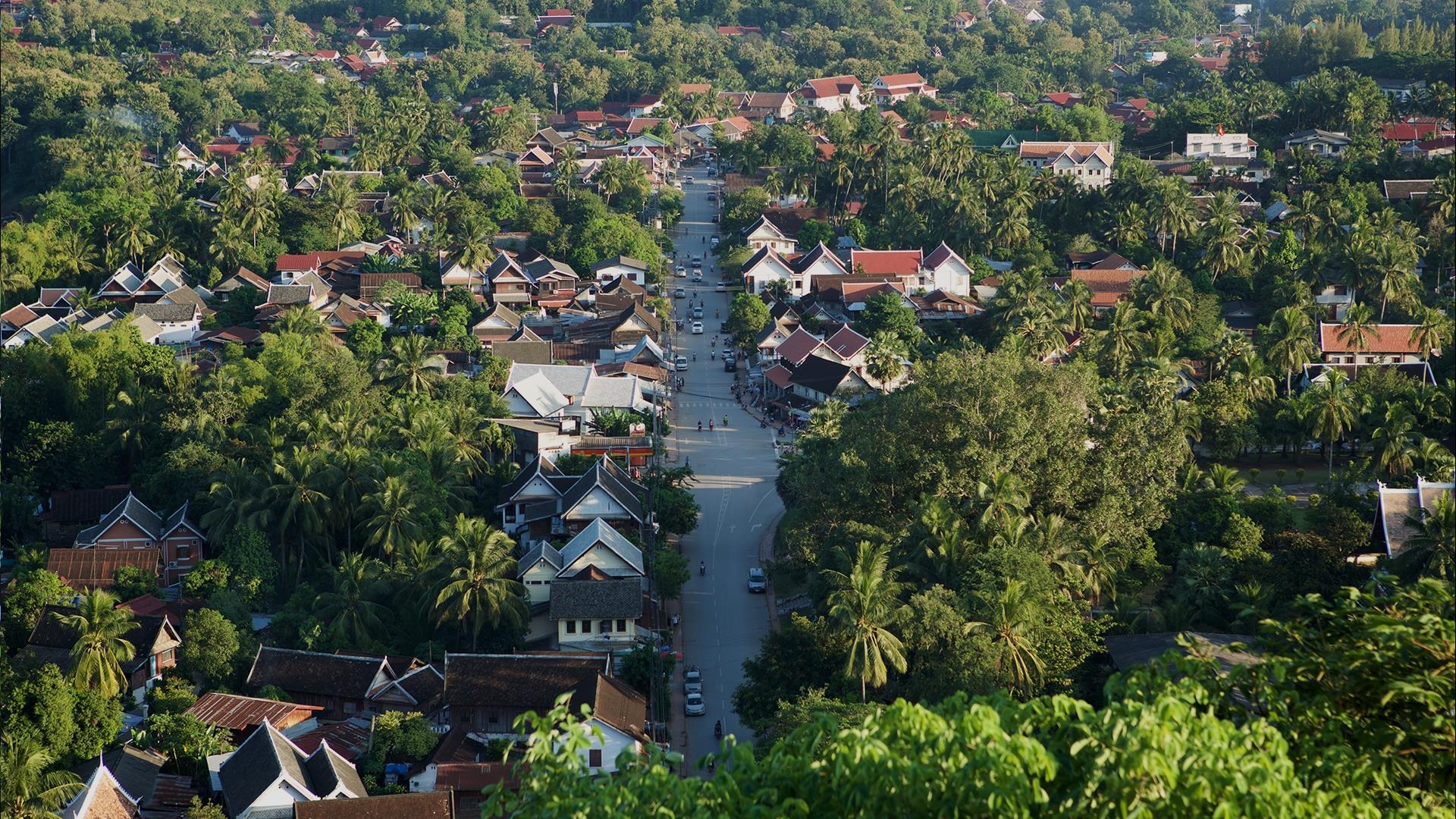 Luang Prabang Bike Tour: Cultural and Scenic Adventures with Golden Cycling Tours
